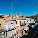 Saturno's Apartmán