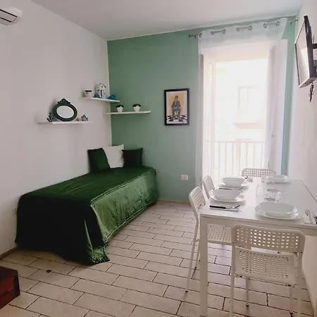 Saturno's Διαμέρισμα