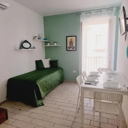 Saturno's Apartamento
